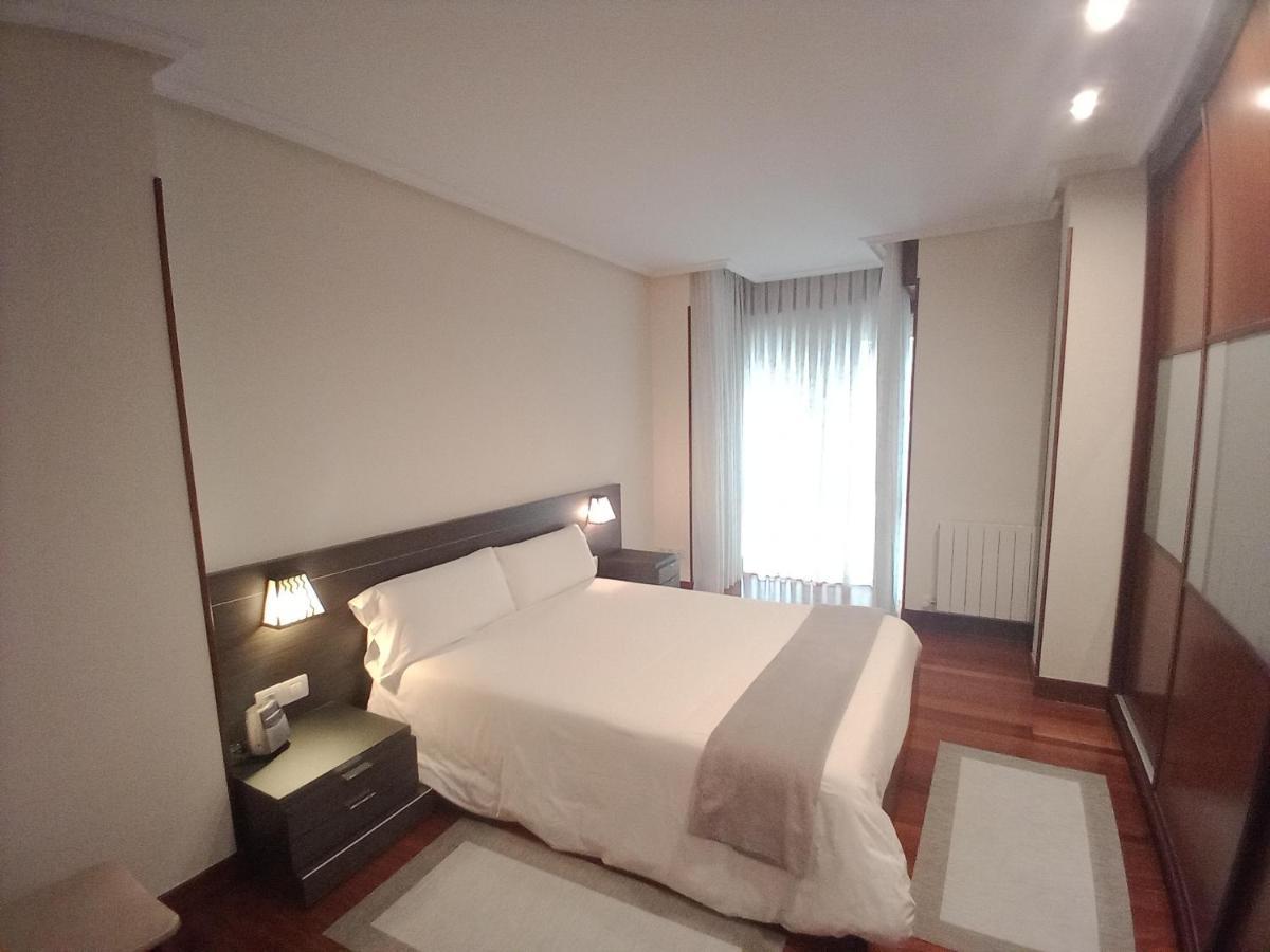 Éibar Apartamento Ana Con Garaje מראה חיצוני תמונה