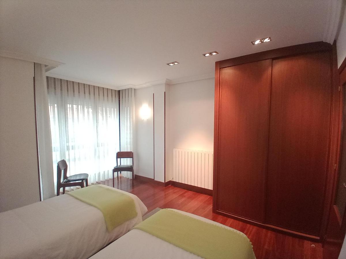 Éibar Apartamento Ana Con Garaje מראה חיצוני תמונה