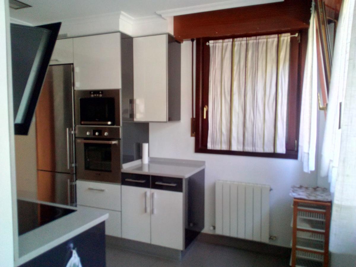 Éibar Apartamento Ana Con Garaje מראה חיצוני תמונה